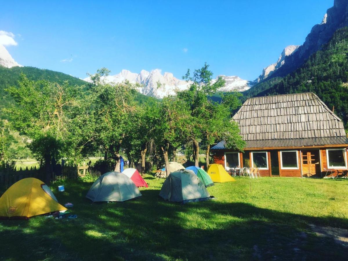 Bujtina 2 Hotel วัลโบเนอ ภายนอก รูปภาพ